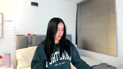 Gabriela  online show from March 2026 09:32:02 PM