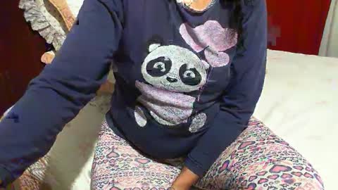 gaby  layla online show from September 2025 10:46:01 PM