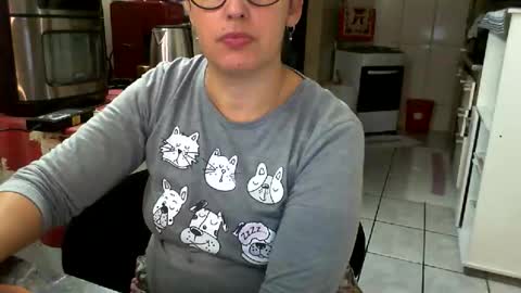 Snapshot of gabibrasil chatting on June 2026 01:28:02 AM gaby layla online show from June 2026 01:28:02 AM