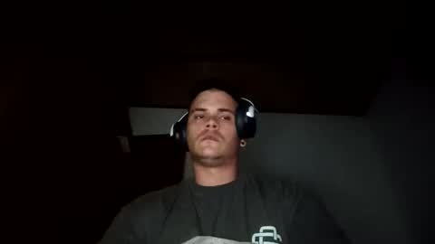 gabito94 online show from October 2025 10:31:01 PM