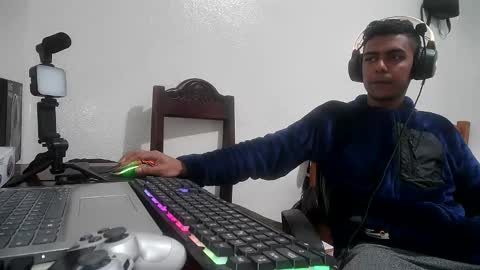 Snapshot of gabitosexyy chatting on March 2025 02:28:02 AM gabitosexyy online show from March 2025 02:28:02 AM