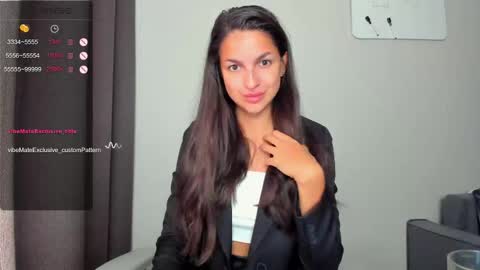 Snapshot of gabri_baby chatting on June 2026 05:12:01 AM The next stream in car 1 december 10pm time in France online show from June 2026 05:12:01 AM