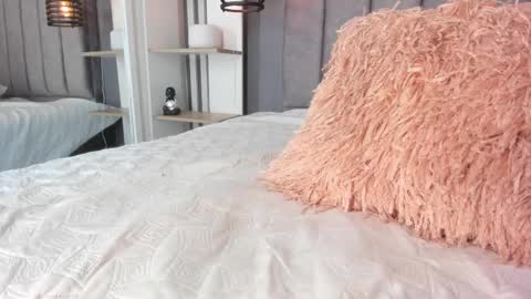 Carolina online show from March 2025 01:40:02 PM