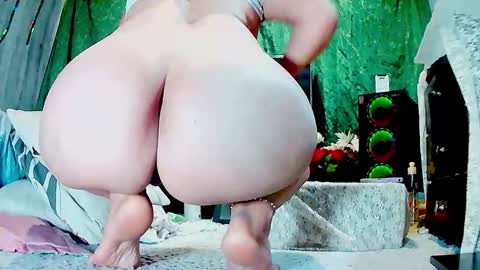 Gabriella Lopez online show from December 2025 02:26:01 PM