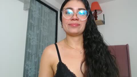 Snapshot of gabrielarossa chatting on January 2025 02:39:01 PM GabrielaRossa online show from January 2025 02:39:01 PM