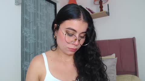 Snapshot of gabrielarossa chatting on February 2025 07:07:01 PM GabrielaRossa online show from February 2025 07:07:01 PM