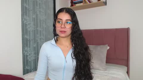Snapshot of gabrielarossa chatting on February 2025 03:51:02 PM GabrielaRossa online show from February 2025 03:51:02 PM