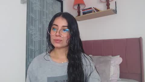 Snapshot of gabrielarossa chatting on February 2025 04:42:02 PM GabrielaRossa online show from February 2025 04:42:02 PM