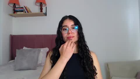 Snapshot of gabrielarossa chatting on March 2025 05:54:01 PM GabrielaRossa online show from March 2025 05:54:01 PM