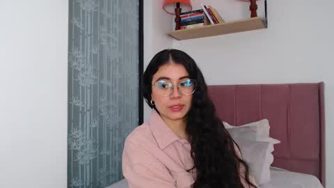 Snapshot of gabrielarossa chatting on March 2025 03:07:02 PM GabrielaRossa online show from March 2025 03:07:02 PM