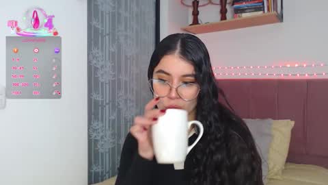 Snapshot of gabrielarossa chatting on September 2025 11:43:01 AM GabrielaRossa online show from September 2025 11:43:01 AM