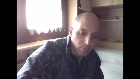 Gabriele online show from October 2025 01:11:01 PM