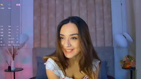 Gabriella online show from November 2025 06:03:01 AM