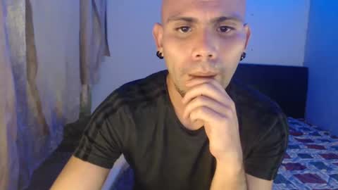 Gabriel online show from February 2025 09:43:02 PM