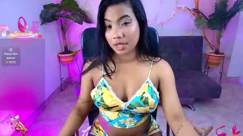 Snapshot of gaby_dams9 chatting on September 2025 02:37:02 AM GABY online show from September 2025 02:37:02 AM