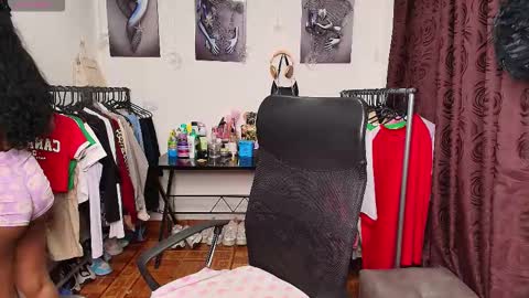 Snapshot of gaby_dams9 chatting on February 2026 08:20:01 AM GABY online show from February 2026 08:20:01 AM