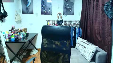 Snapshot of gaby_dams9 chatting on February 2026 07:19:01 AM GABY online show from February 2026 07:19:01 AM