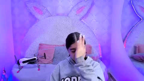 Gaby online show from April 2026 07:18:02 PM