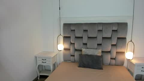 GABRIELA  online show from November 2025 11:31:01 AM