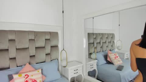 GABRIELA  online show from April 2026 11:37:01 AM