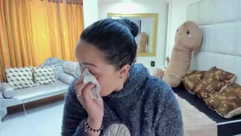 gabriela online show from November 2025 03:44:02 PM