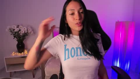 Snapshot of gaby_yummy chatting on March 2025 08:05:01 PM Gabriela online show from March 2025 08:05:01 PM