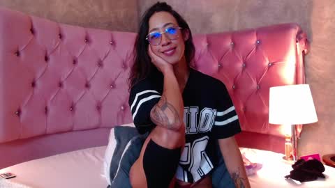 Snapshot of gabypetit chatting on January 2025 02:37:02 AM Gaby online show from January 2025 02:37:02 AM