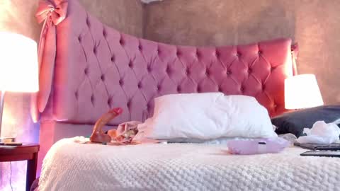 Snapshot of gabypetit chatting on January 2025 01:58:02 AM Gaby online show from January 2025 01:58:02 AM