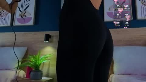 Snapshot of gabypetit chatting on September 2025 08:02:02 PM Gaby online show from September 2025 08:02:02 PM