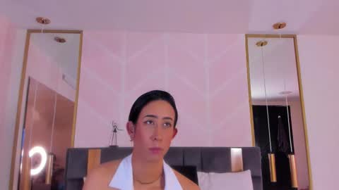 Snapshot of gabypetit chatting on November 2025 08:09:02 PM Gaby online show from November 2025 08:09:02 PM