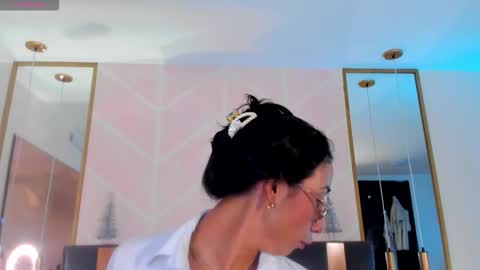 Snapshot of gabypetit chatting on November 2025 08:07:01 PM Gaby online show from November 2025 08:07:01 PM