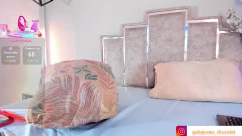 Snapshot of gabyyjones chatting on November 2025 11:54:01 AM gabyyjones online show from November 2025 11:54:01 AM