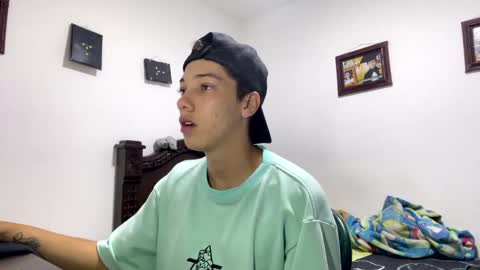 gadiel_sex online show from October 2025 11:21:02 PM