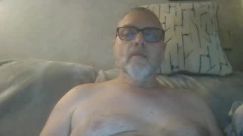 gadude45 online show from November 2025 03:16:01 PM