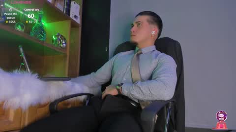 Snapshot of gael_williams4 chatting on October 2025 10:47:02 PM Gael Williams online show from October 2025 10:47:02 PM