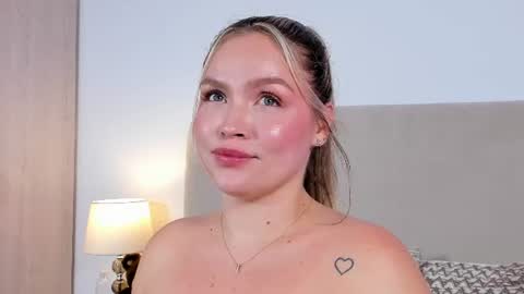 Snapshot of gaiabaker chatting on July 2026 04:19:01 AM Gaia Baker online show from July 2026 04:19:01 AM