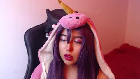 Kate 3 online show from October 2025 08:06:02 PM