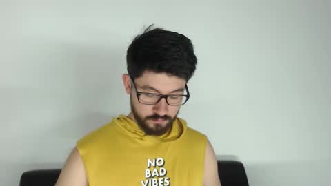 Snapshot of galit_g chatting on November 2025 09:59:01 PM Gari online show from November 2025 09:59:01 PM