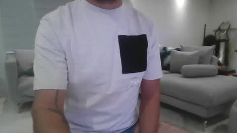 Snapshot of galoricardo10 chatting on October 2025 05:55:02 AM galoricardo10 online show from October 2025 05:55:02 AM