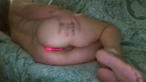 Snapshot of gamergirl2025 chatting on October 2025 07:30:02 AM tatted tootsie online show from October 2025 07:30:02 AM