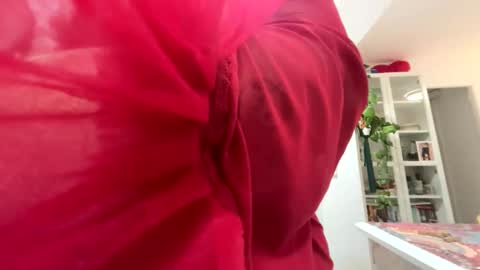 gapetrainee online show from November 2025 01:15:02 AM