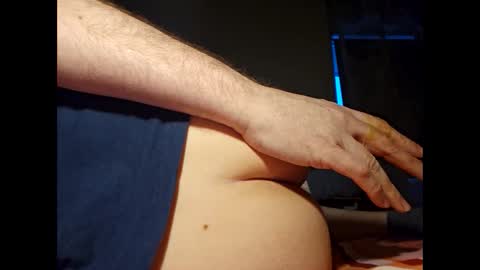 garbis11 online show from December 2025 03:39:01 PM