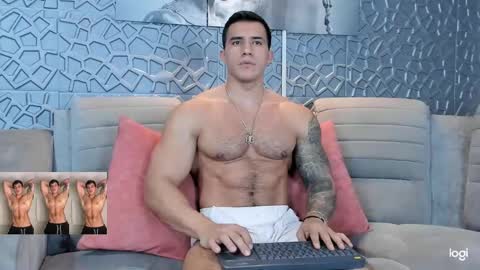 Snapshot of garret_alvin_ chatting on December 2024 08:36:02 PM Garret online show from December 2024 08:36:02 PM