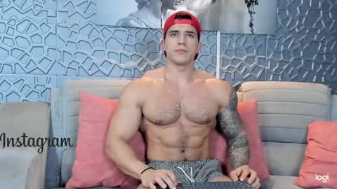 Snapshot of garret_alvin_ chatting on January 2025 12:46:01 AM Garret online show from January 2025 12:46:01 AM