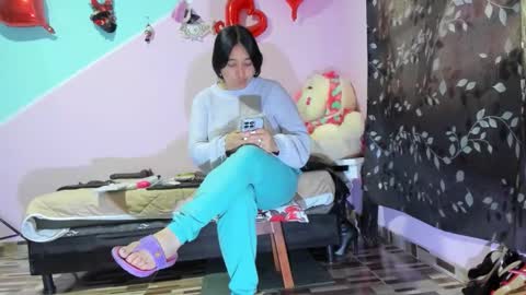 Diana online show from October 2025 12:05:02 PM