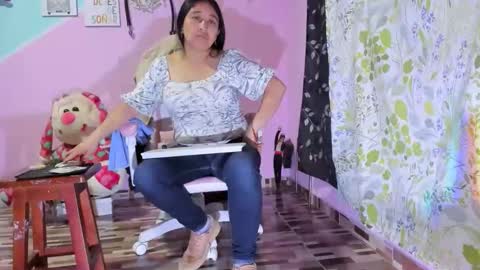 Diana online show from December 2025 02:09:02 AM