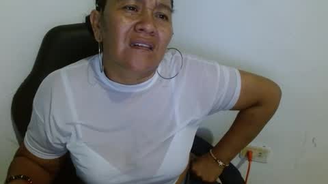 Snapshot of gatika_sexy chatting on February 2025 02:19:01 AM katia online show from February 2025 02:19:01 AM