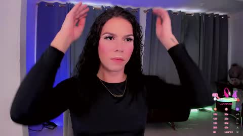 Vnecis Marn online show from April 2026 09:32:01 PM