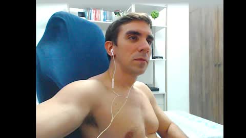 gatosarado23 online show from October 2025 02:20:01 AM