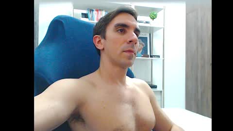 gatosarado23 online show from October 2025 04:33:01 AM